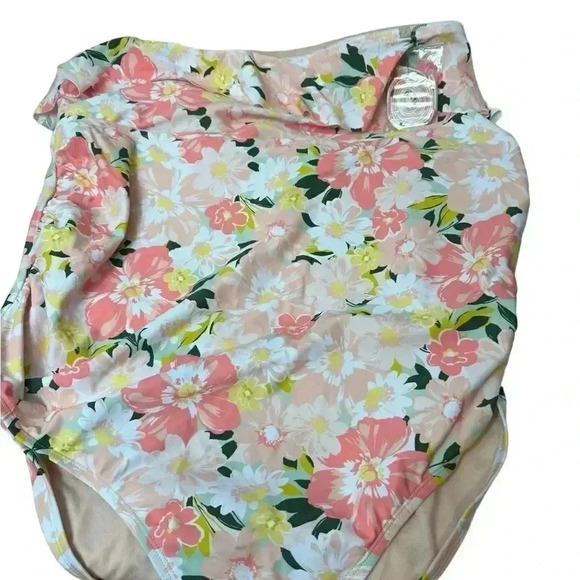 Isabel Maternity Floral One Piece Swimsuit - Picture 3 of 11